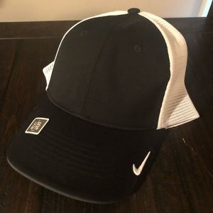 Nike Fitted Hat L-XL